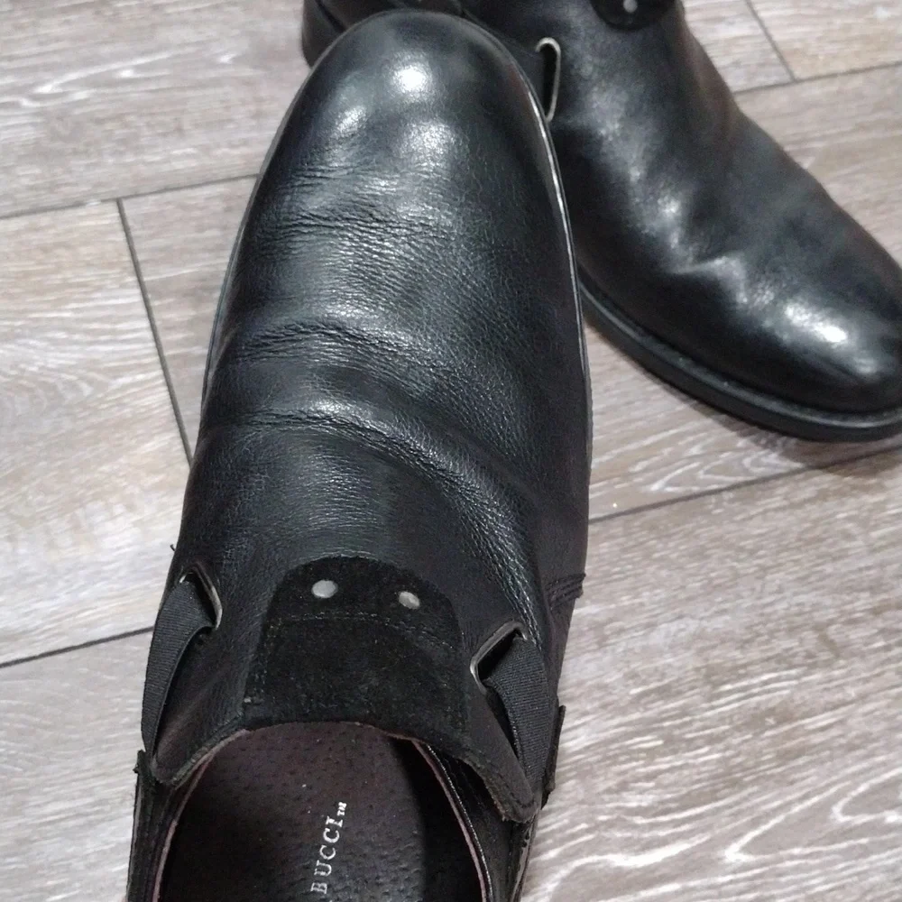 Bacco Bucci mens black leather moto loafers. Size 11. Made in Italy